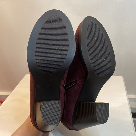 Burgundy Ankle Boots Like New! - Picture 8 of 10